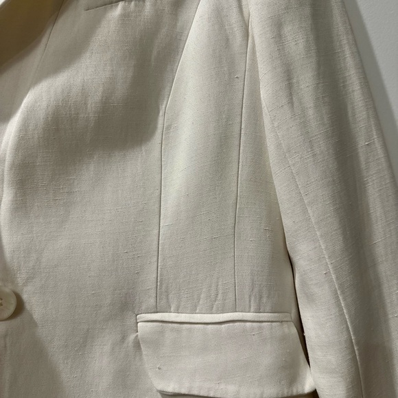 Classiques Entier ‘Meg' One-Button Blazer | Ivory Cloud | Size 0 - Picture 3 of 3